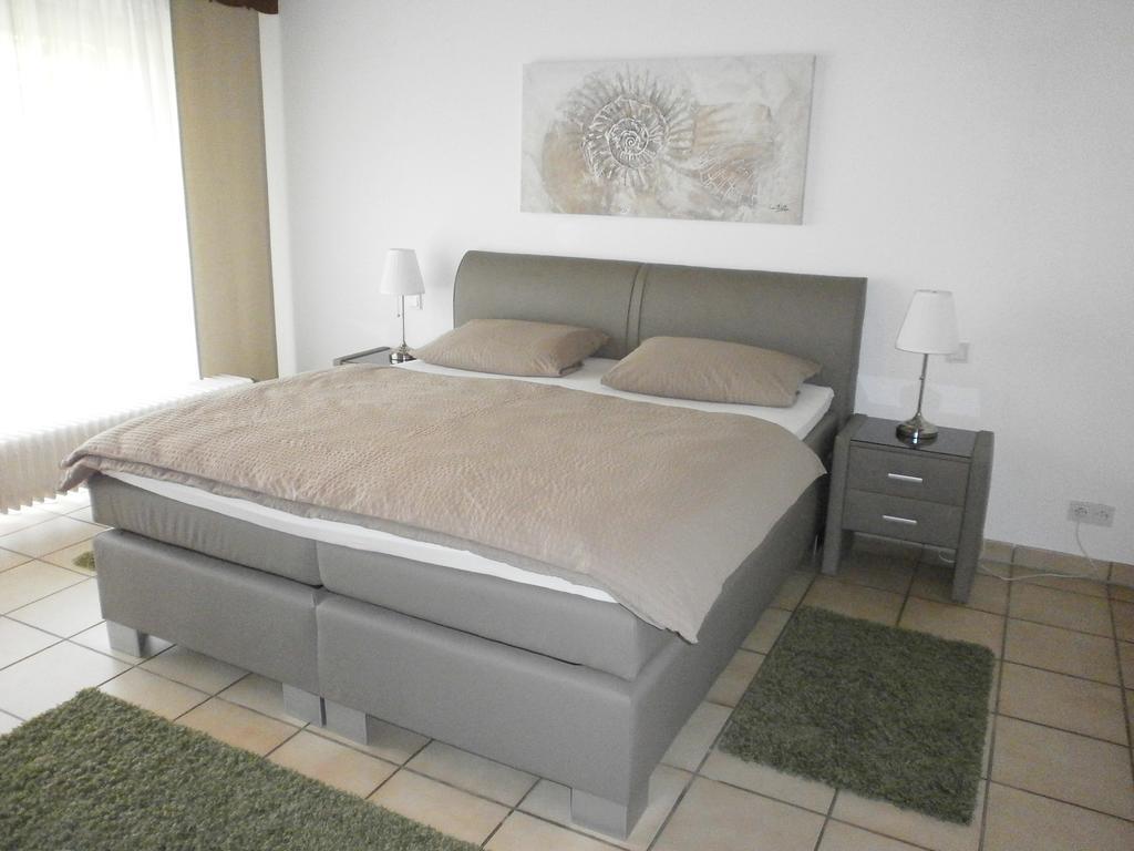 Hotel Gaestehaus Lohmann à Bullay Chambre photo